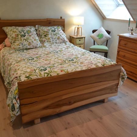 Escale A Villeperdue Chambre Neringa Saint-Epain Экстерьер фото